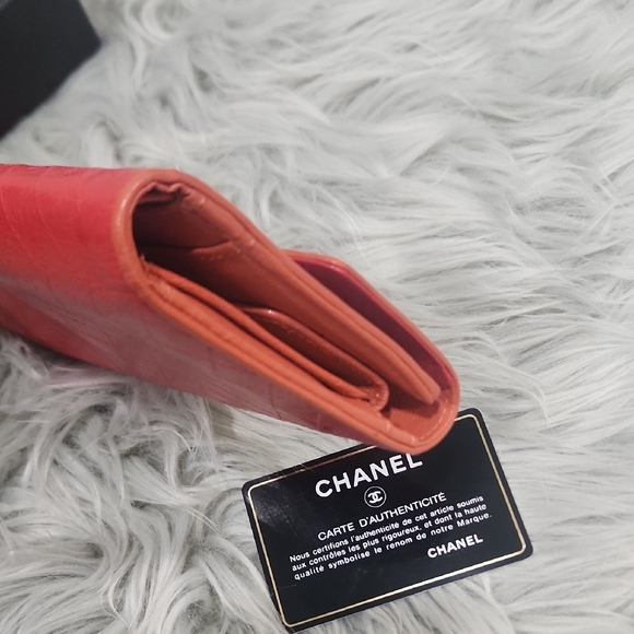 CHANEL Quilted Coral Leather Wallet with Silver CC - Picture 12 of 16